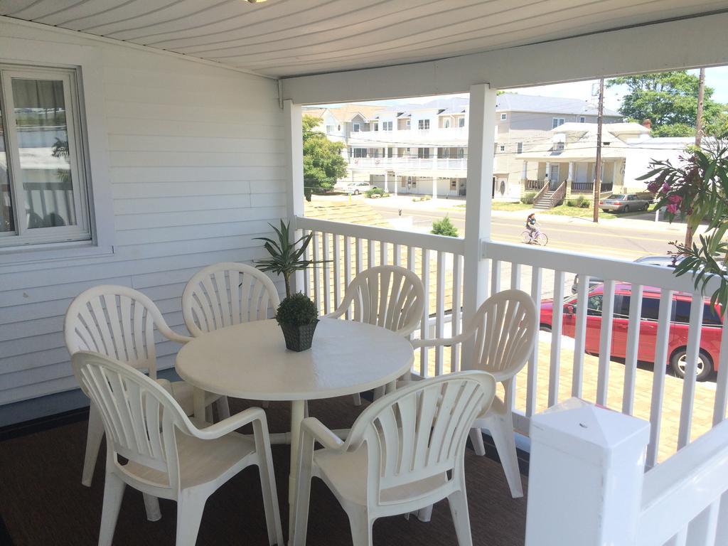 Daytona Inn And Suites Wildwood Exterior photo